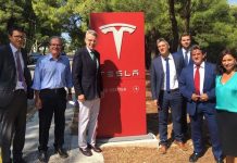 Η Tesla χτυπά την πόρτα της Ελλάδας για mega επένδυση