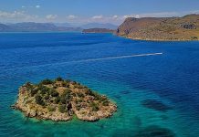 Ηοtspots on un-inhabited islands. A brilliant idea!