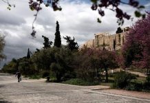Bloomberg – coronavirus: Η Ελλάδα κινήθηκε γρήγορα και αυτό φαίνεται ότι απέδωσε