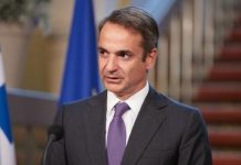 Μητσοτάκης: Μάσκα παντού και απαγόρευση κυκλοφορίας τη νύχτα στις επιβαρυμένες περιοχές