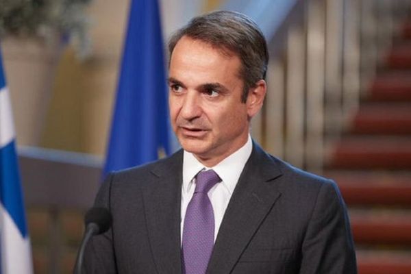 Μητσοτάκης: Μάσκα παντού και απαγόρευση κυκλοφορίας τη νύχτα στις επιβαρυμένες περιοχές