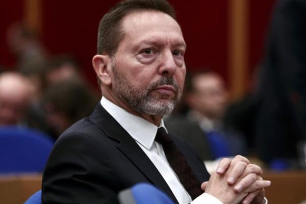 Στουρνάρας: Πώς μπορεί να αποτραπεί η βαθύτερη ύφεση από ένα νέο κύμα πανδημίας