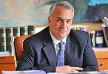 Ένας δικηγόρος στα χωράφια και στα βουστάσια