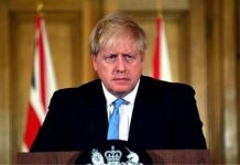 «Μαντάρα» τα έκανε ο Boris Johnson στη διαχείριση της πανδημίας