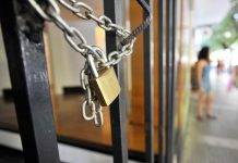 Μία στις τρεις επιχειρήσεις φοβάται ότι θα βάλει “λουκέτο”