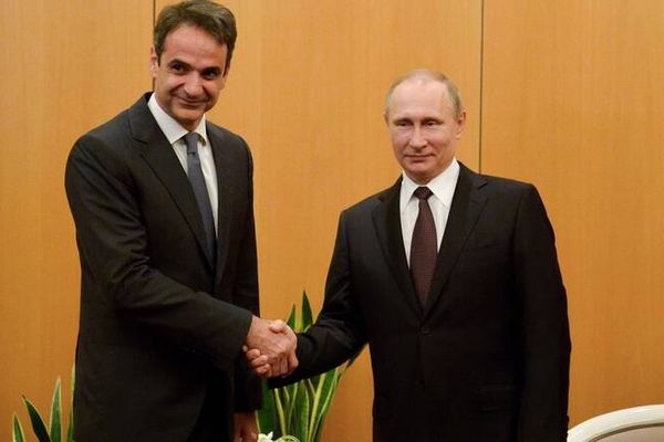 Τηλεφωνική επικοινωνία Μητσοτάκη- Putin