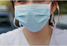 ΗΠΑ: Επανέρχεται η μάσκα και για τους εμβολιασμένους