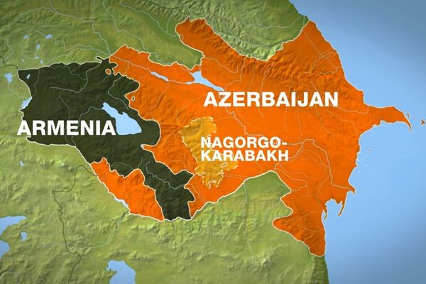 Κλιμακώνονται οι συγκρούσεις στο Ναγκόρνο-Καραμπάχ -Φόβοι για ολοκληρωτικό πόλεμο