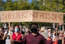 Βερολίνο: Χιλιάδες διαδηλωτές ζητούν από την ΕΕ να δεχθεί πρόσφυγες από τη Λέσβο