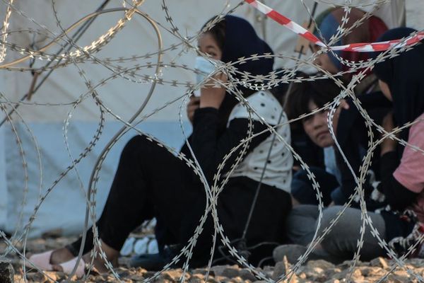 Πολυεθνικό κύκλωμα δουλεμπορίας από τέσσερις ΜΚΟ στη Μυτιλήνη
