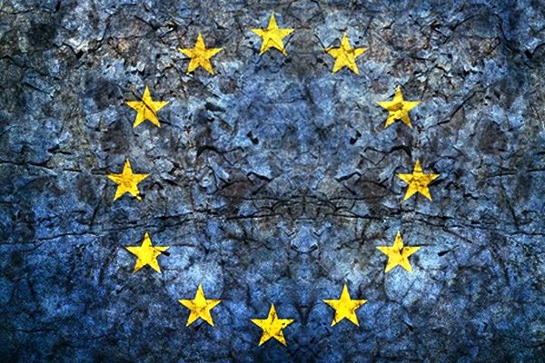 Ευρώπη: Αντιμέτωπη με έναν ιό που δεν σταματά να διαδίδεται
