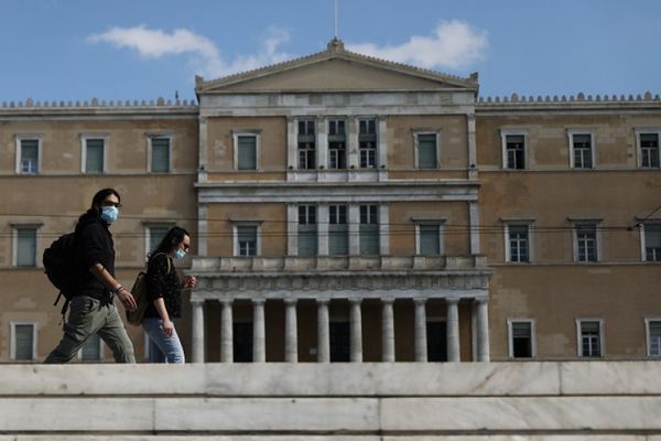 Μείωση κρουσμάτων-Μεγάλη διασπορά σε όλη τη χώρα