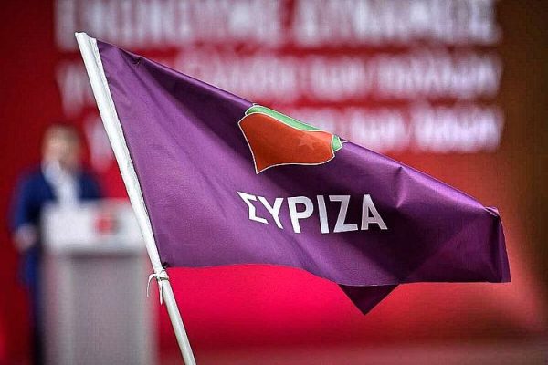 Έχουν καταλάβει εκεί στην Κουμουνδούρου;