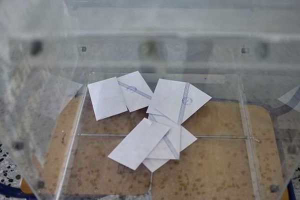 Τοπική αυτοδιοίκηση: Τέλος η ακυβερνησία - Καταργείται η απλή αναλογική