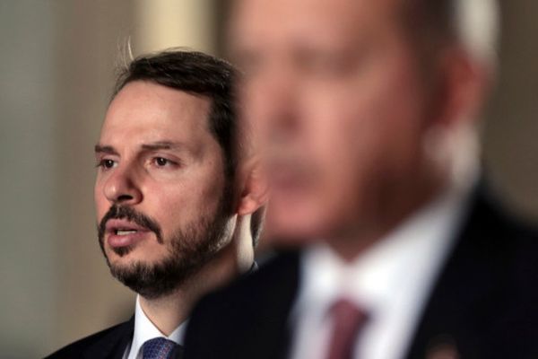 Τουρκία: Παραιτήθηκε ο υπουργός Οικονομικών και γαμπρός του Erdogan;