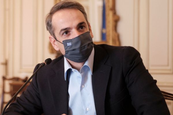 Μητσοτάκης: Να περιοριστούμε πρόσκαιρα για να μην κάνουμε Χριστούγεννα με αυστηρούς περιορισμούς
