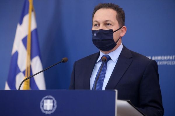 Πέτσας: Κλειστά ως τις 7 Ιανουαρίου, σχολεία, εστίαση, διασκέδαση