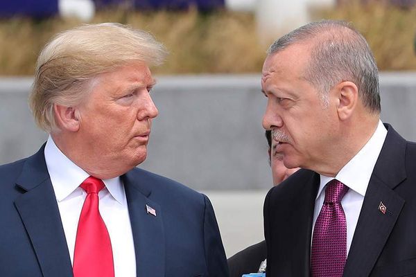 Der Spiegel: Ερντογάν-Τράμπ πίσω από το σκάνδαλο της Halkbank