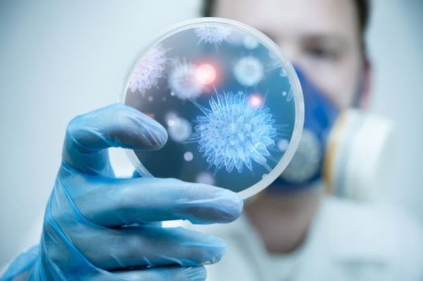 Επέλαση στον πλανήτη της μετάλλαξης Δέλτα-Μεταδίδεται πιο γρήγορα από το κρυολόγημα