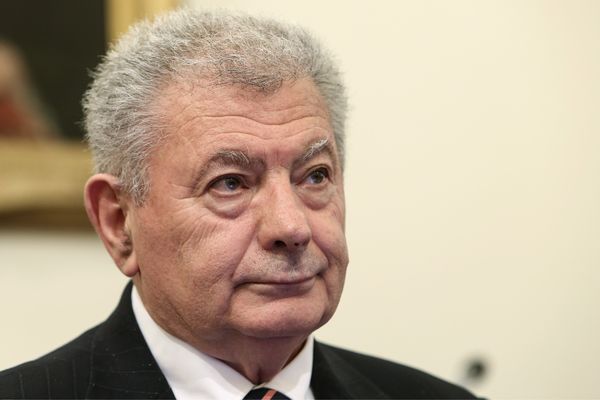 Σήφης Βαλυράκης: Αυτόπτης μάρτυρας καταγγέλλει «δολοφονική επίθεση»