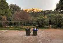 Φλέγεται η Αττική με 290 κρούσματα