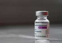 EMA: Nα σταματήσει η χορήγηση εμβολίων AstraZeneca στους άνω των 60 ετών