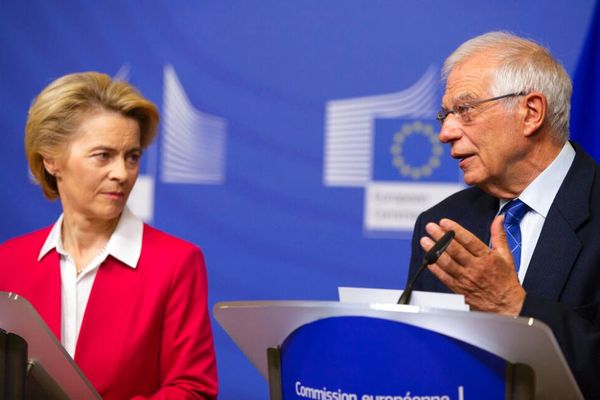 Οργή στην ΕΕ κατά φον ντερ Λάιεν και Μπορέλ- Παραιτηθείτε, είστε άχρηστοι!
