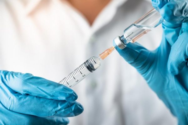 Εμβόλιο: Το σχέδιο για την Τρίτη δόση και το γενικό πληθυσμό