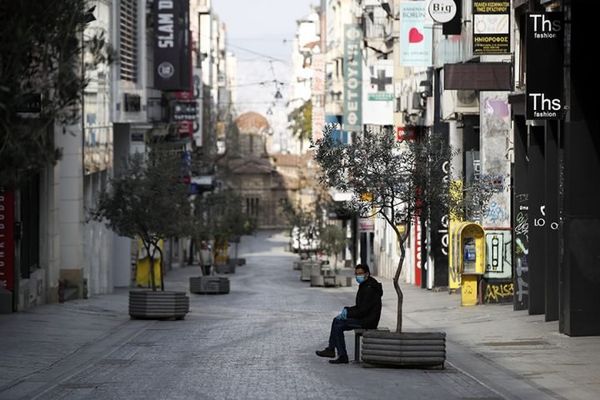 Πάμε για παράταση του lockdown-Δύο εβδομάδες ακόμη εισηγούνται οι ειδικοί