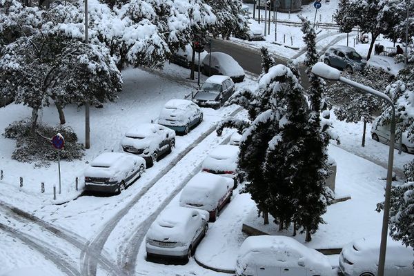 ΕΜΥ: Ο μεγαλύτερος χιονιάς της τελευταίας 40ετίας- Χιόνιζε 36 ώρες στην Αττική