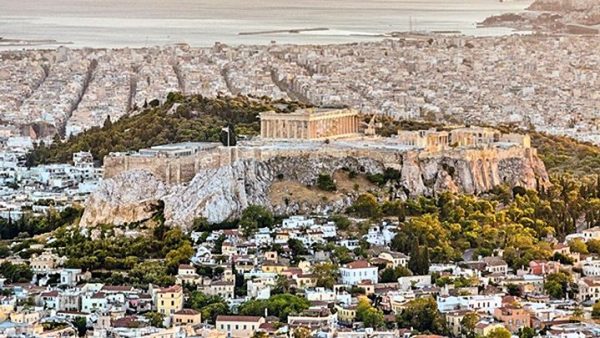 Reuters: Ανοίγει σταδιακά ο τουρισμός στην Ελλάδα από την επόμενη βδομάδα