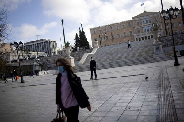 Κόπωση και μεταλλάξεις κρατούν ψηλά τα κρούσματα-Σταδιακό άνοιγμα από 5 Απριλίου