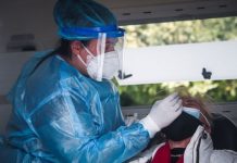 Ραγδαία αύξηση των θανάτων: 47 νεκροί στα 2.871 τα νέα κρούσματα
