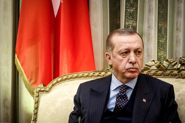 Ο Ερντογάν ακόμη περιμένει το τηλεφώνημα του Μπάιντεν