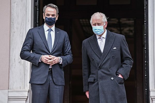 Στο Μέγαρο Μαξίμου ο πρίγκιπας Κάρολος συναντήθηκε με τον Κυριάκο Μητσοτάκη