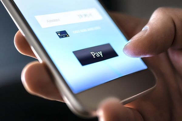 Ε-shoppers το 68% των Ελλήνων το 2020