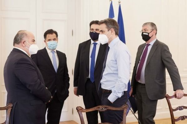 Εστίαση: Πακέτο στήριξης 330 εκατ. ευρώ σε χιλιάδες επιχειρήσεις-Στόχος να ανοίξει 10 Μαίου