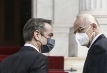Συνάντηση Μητσοτάκη-Δένδια λίγο πριν το ταξίδι της Πέμπτης στην Τουρκία