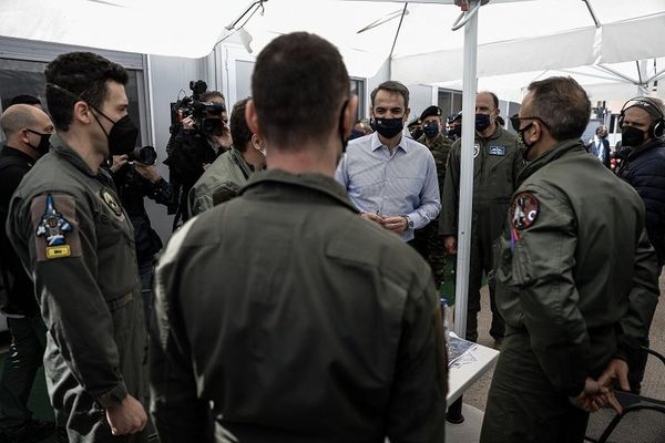 Στην Ανδραβίδα για την άσκηση «Ηνίοχος» ο Κυριάκος Μητσοτάκης