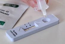 Από 7 Απριλίου στα φαρμακεία τα self test-Μαθητές και εκπαιδευτικοί σε προτεραιότητα