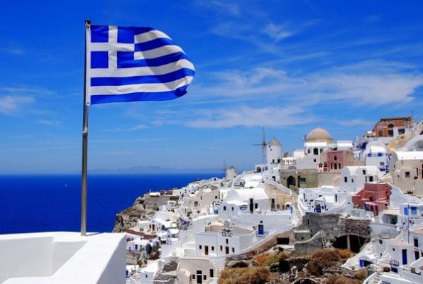 Βρετανία: Από Ιούνιο διακοπές χωρίς καραντίνα σε Ελλάδα, Γαλλία, Ισπανία