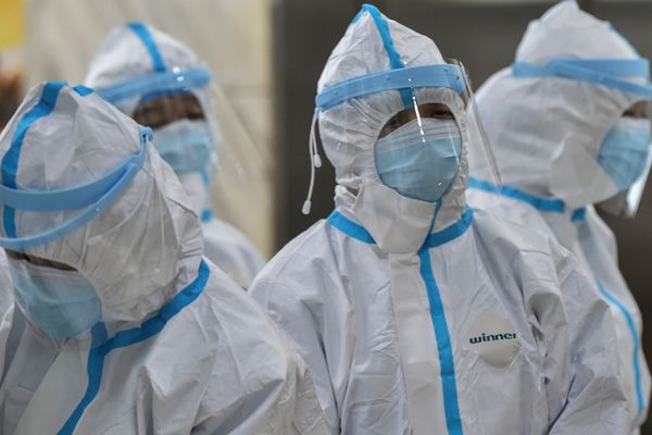 WSJ: Πιθανή η διαρροή του κοροναϊού από εργαστήριο στη Γουχάν
