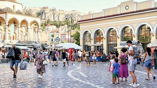 Συναγερμός για την μετάλλαξη Δέλτα-«Χτυπά» παιδιά και νέους
