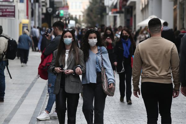Στα 1.001 τα νέα κρούσματα τα 596 στην Αττική