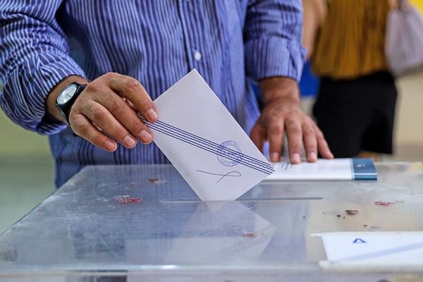 Πολιτική κυριαρχία Μητσοτάκη-ΝΔ – 54% αποτιμά θετικά το κυβερνητικό έργο, 68% στα εθνικά