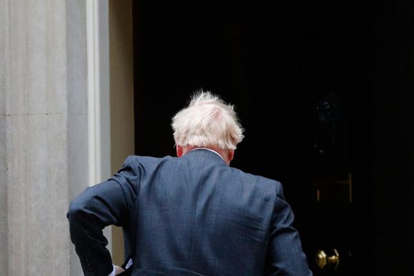 Σε καραντίνα ο Μπόρις Τζόνσον - Ήρθε σε επαφή με κρούσμα