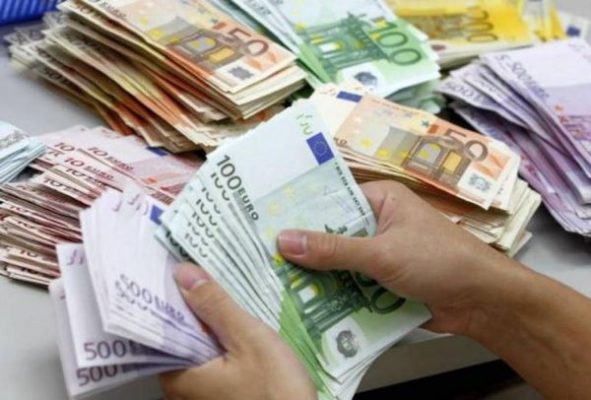 Σχεδόν 4 εκατ. πολίτες χρωστάνε στην εφορία πάνω από 109 δις ευρώ!