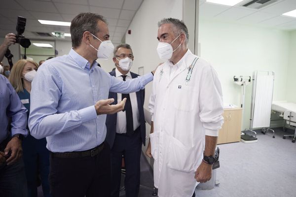 Ο Μητσοτάκης στα εγκαίνια του Κέντρου Υγείας Κερατσινίου