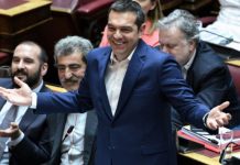 ΣΥΡΙΖΑ: «Και με τον Τσιόδρα και με τον Πολάκη»