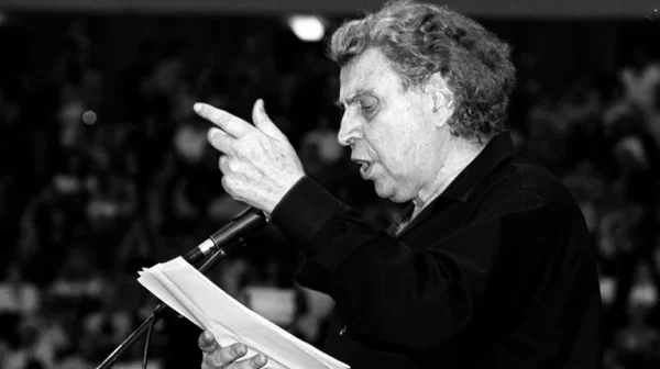 "Ο γαλαξίας μου: Μίκης Θεοδωράκης" - Συνεχίζεται ως το τέλος Οκτωβρίου η έκθεση στο Μέγαρο Μουσικής Αθηνών